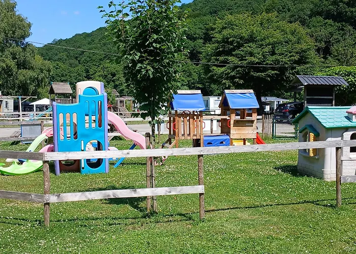 La Caravan-a-jo Kemp *